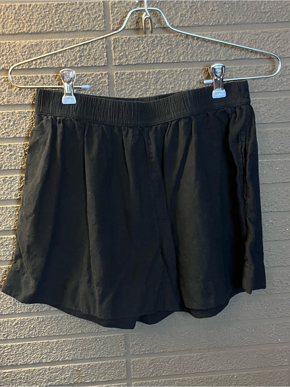 Black Elastic-Waist Women’s Skort with Hidden Short